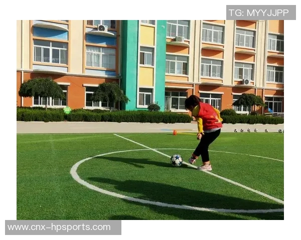 足球远射的魅力与技巧解析如何在比赛中掌握这一致胜武器